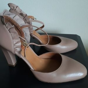 Chie Mihara "Chie" heels, taupe nude color